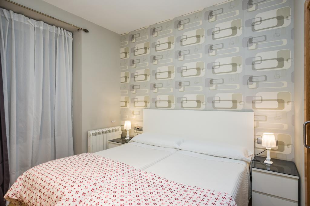 Pension Altair San Sebastián Zimmer foto
